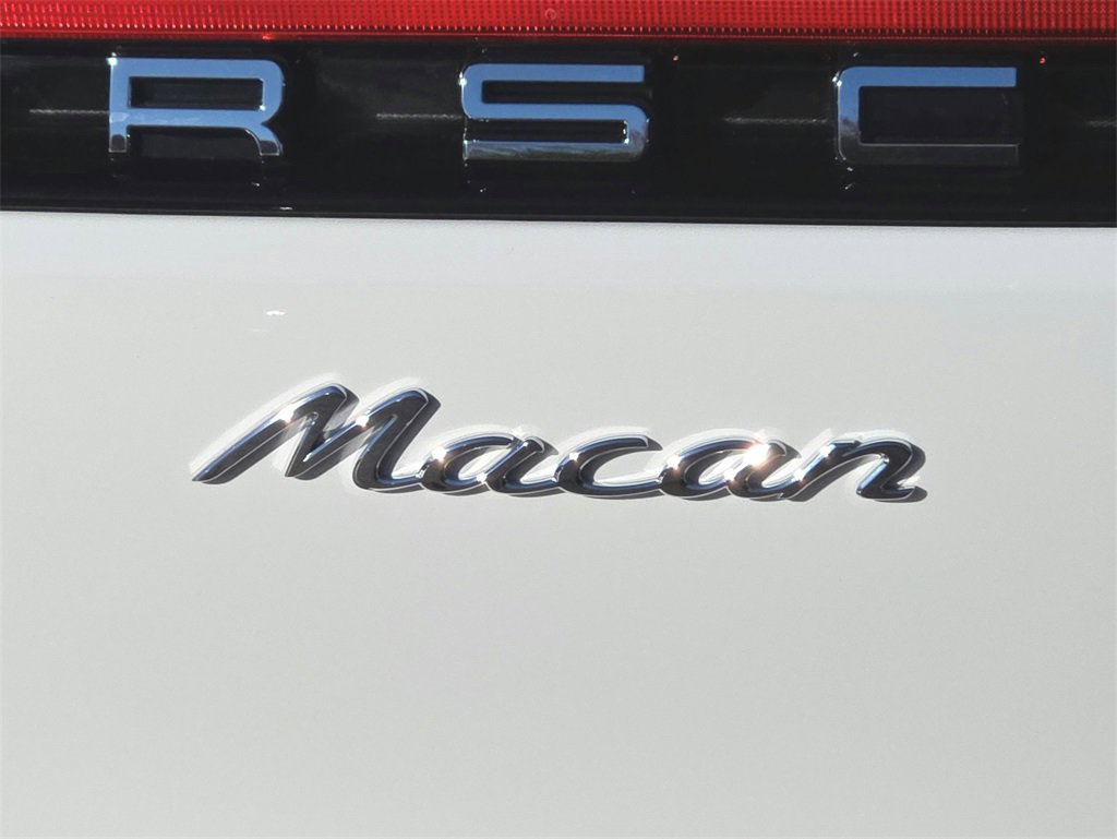 New 2026 Porsche Macan image 28