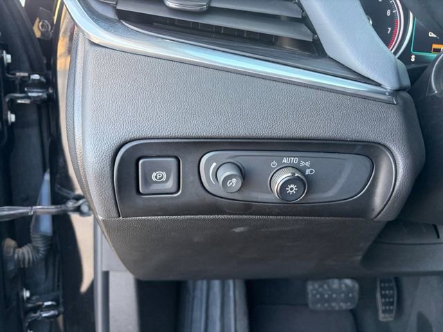 Used 2019 Buick Enclave Essence w/ LPO, Luxury Package FWD image 5