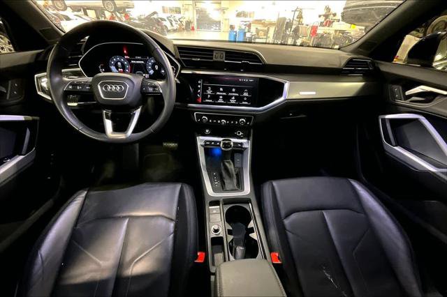 Used 2023 Audi Q3 2.0T Premium Plus w/ Premium Plus Package AWD/4WD image 16