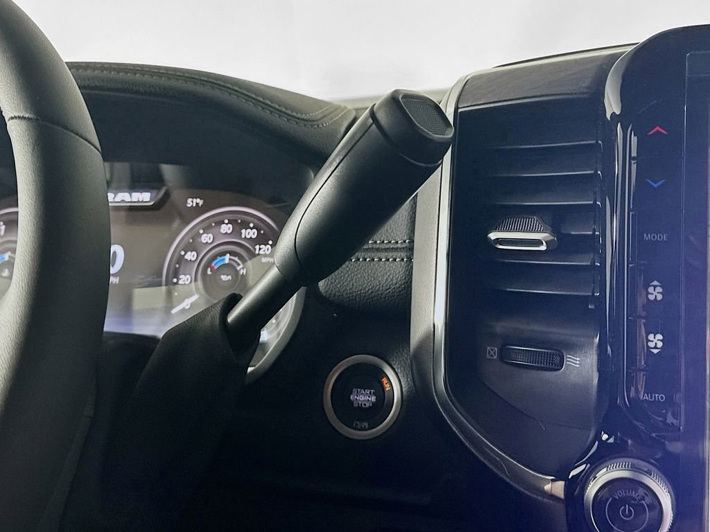 New 2026 RAM 4500 4x4 Crew Cab DRW w/ Laramie Trim Package image 12