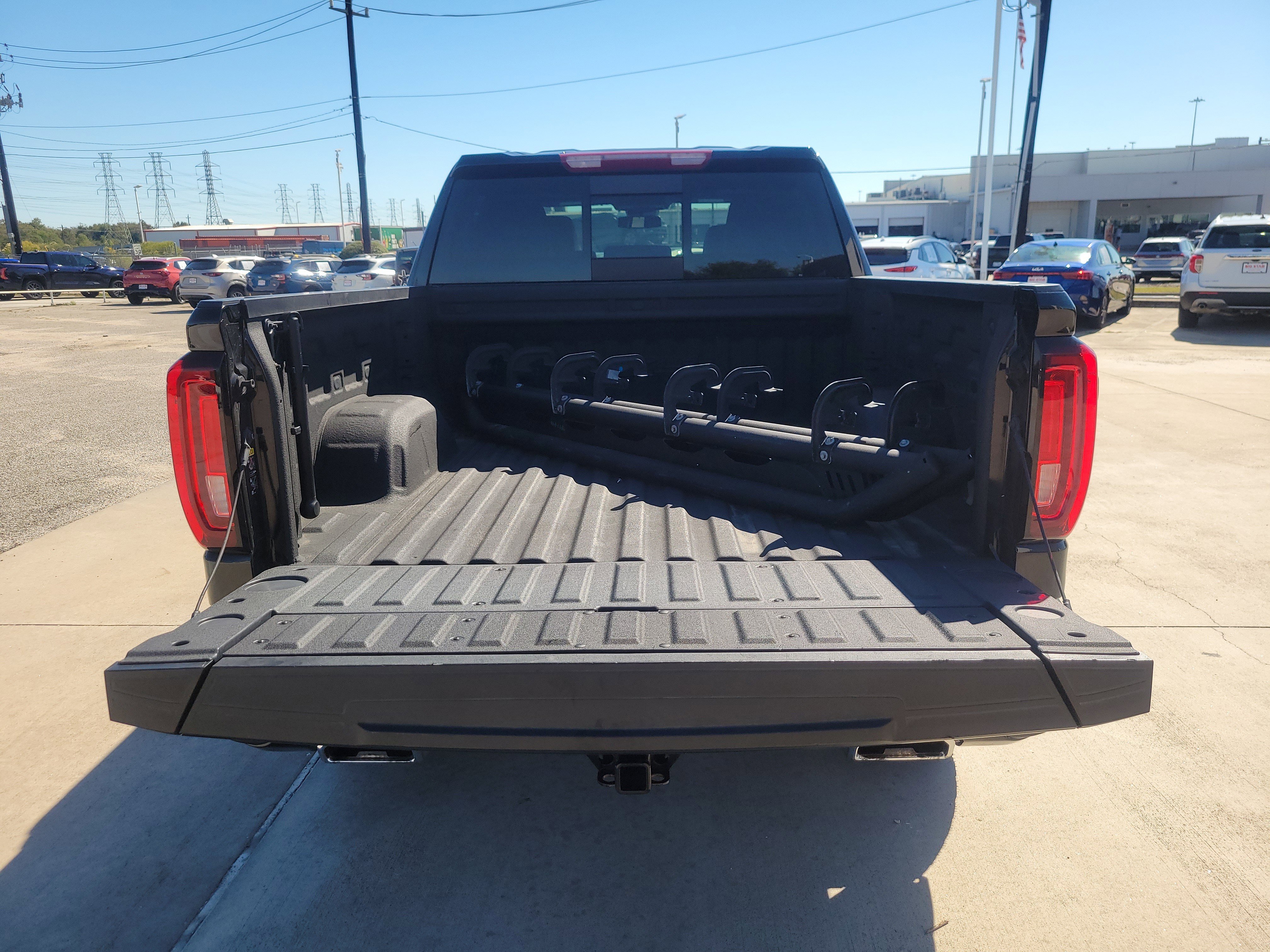 Used 2024 GMC Sierra 1500 AT4 w/ AT4 Preferred Package image 29