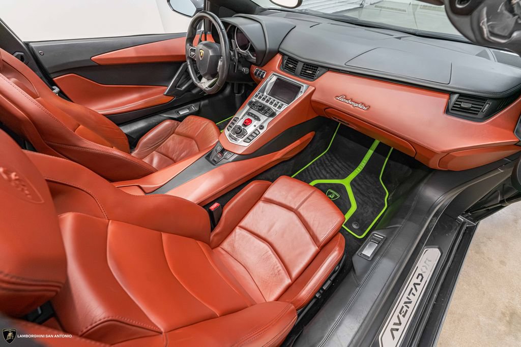 Used 2015 Lamborghini Aventador LP 700-4 AWD/4WD video 2