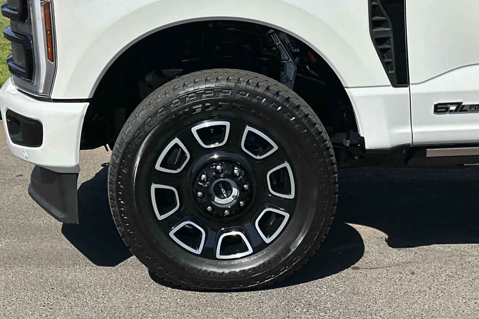 New 2026 Ford F250 Platinum w/ FX4 Off-Road Package AWD/4WD image 26