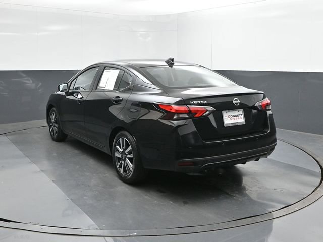 Used 2025 Nissan Versa SV image 5
