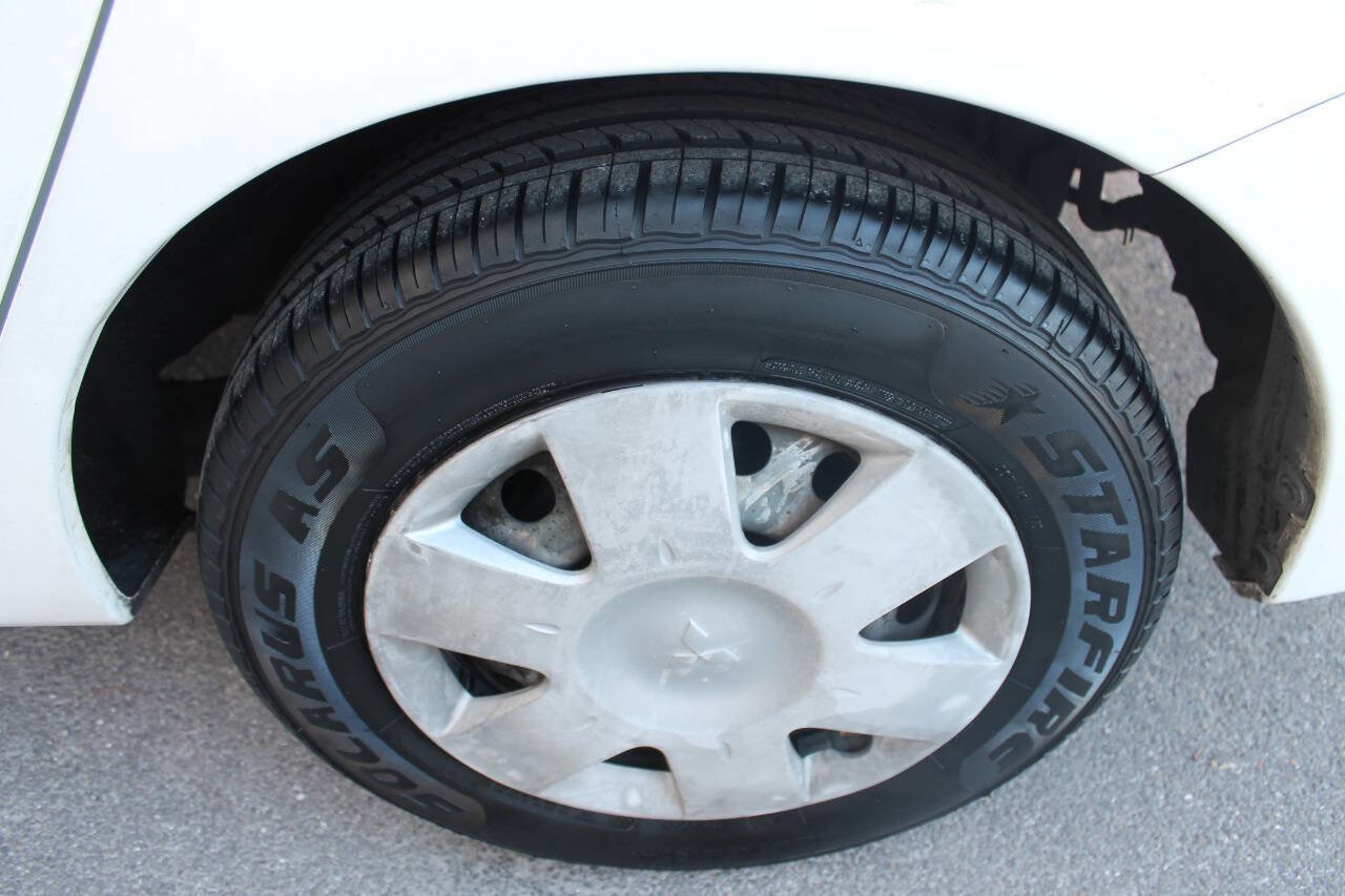 Used 2004 Mitsubishi Lancer ES image 18