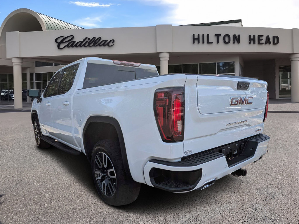 Used 2024 GMC Sierra 1500 AT4 w/ Technology Package AWD/4WD image 5