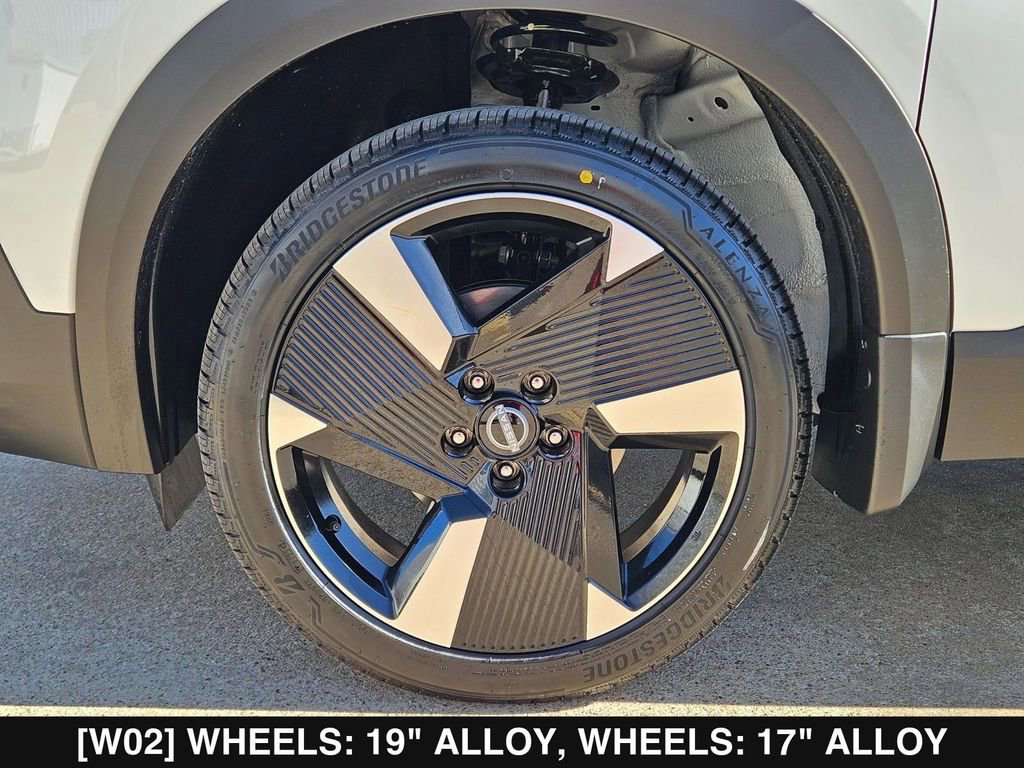 New 2026 Nissan Kicks SR FWD image 27