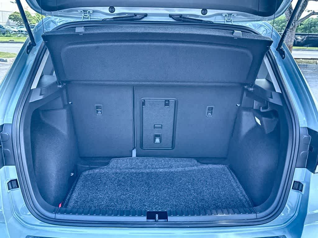 New 2026 Volkswagen Taos SE FWD image 25