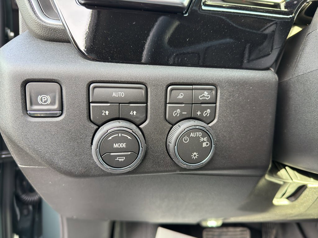 New 2026 Chevrolet Silverado 1500 LT w/ Safety Package AWD/4WD image 18