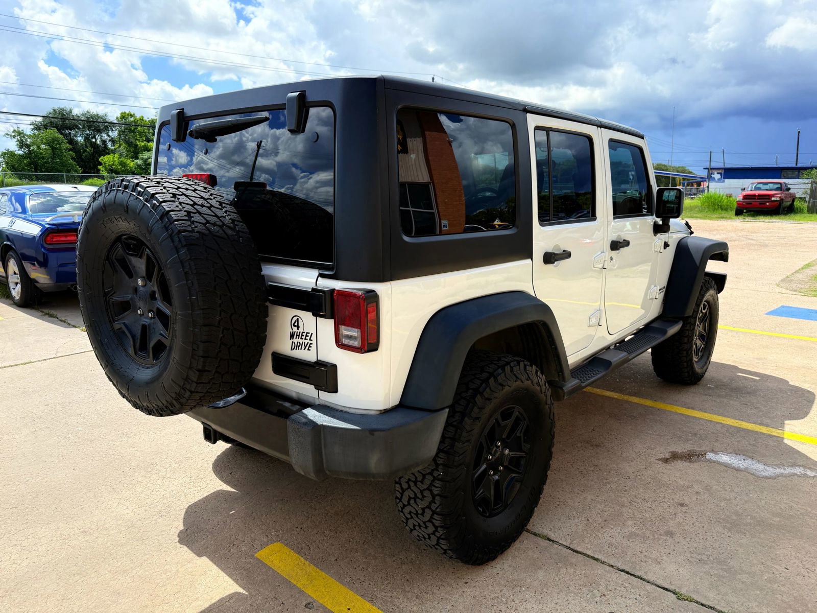 Used 2016 Jeep Wrangler Unlimited Sport image 6