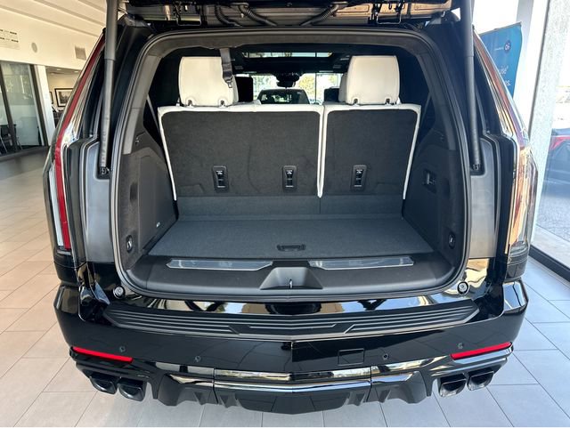 New 2026 Cadillac Escalade V image 31