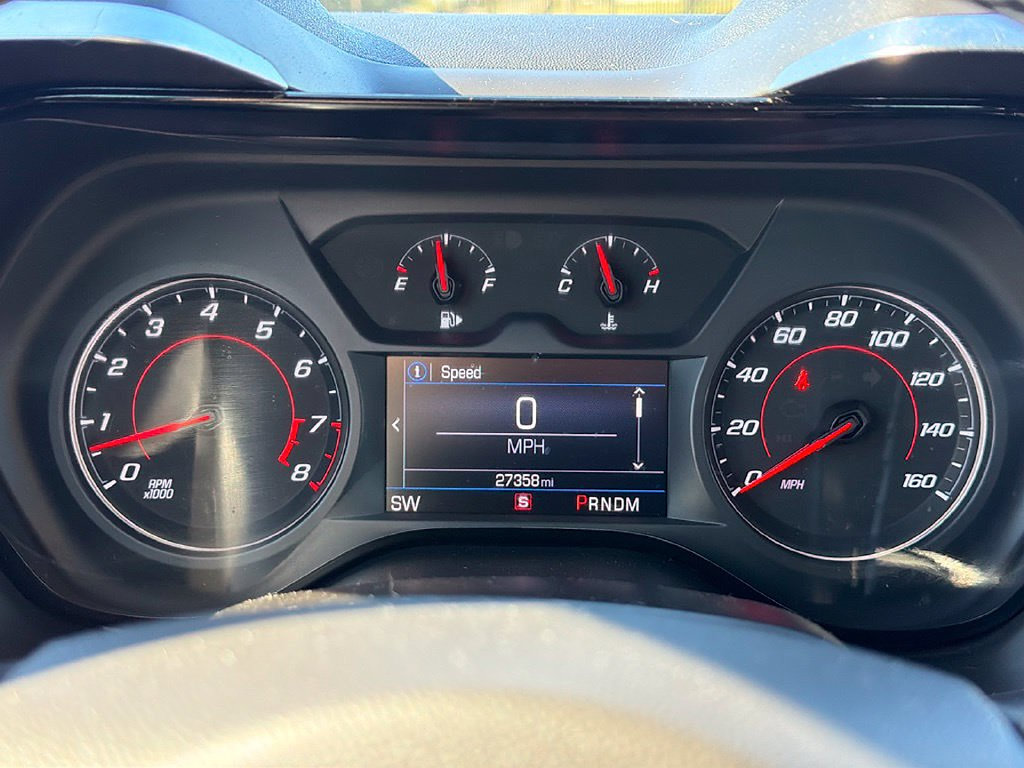 Used 2023 Chevrolet Camaro LT RWD image 15