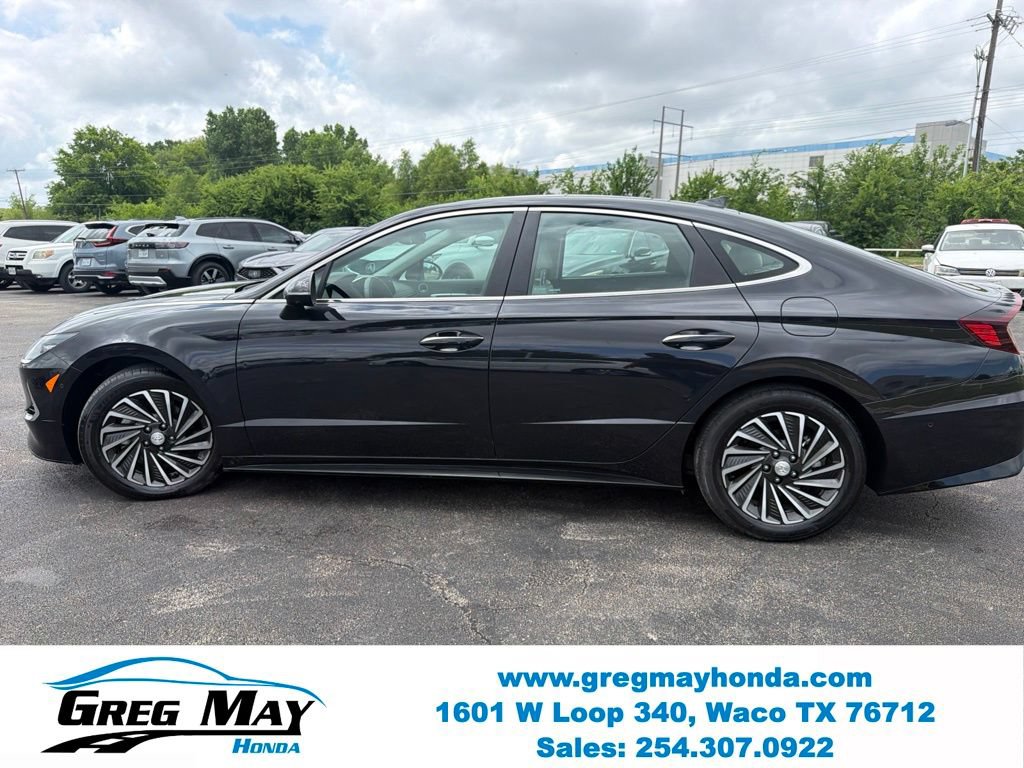 Used 2023 Hyundai Sonata Limited FWD image 6