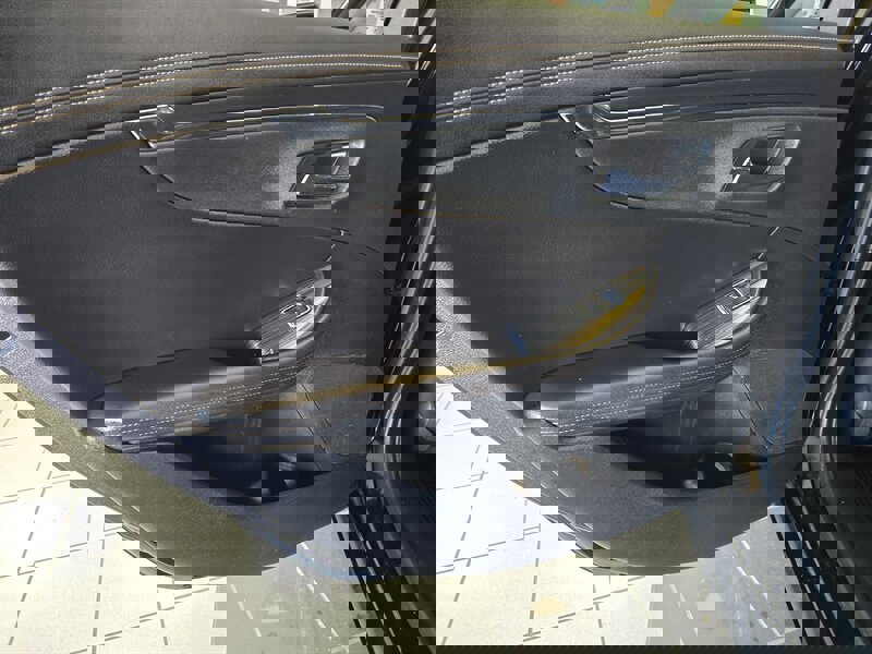 Used 2017 Chevrolet Impala Premier image 9