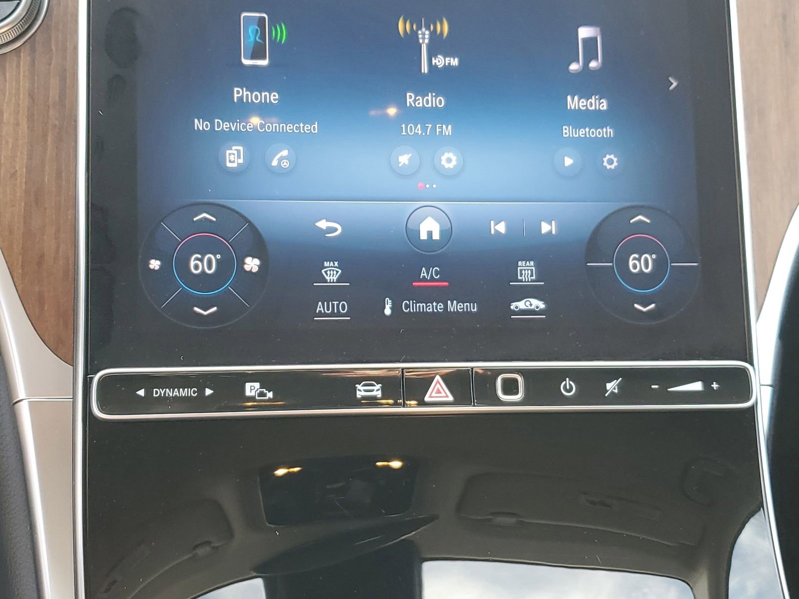 Used 2023 Mercedes-Benz GLC 300 4MATIC image 28