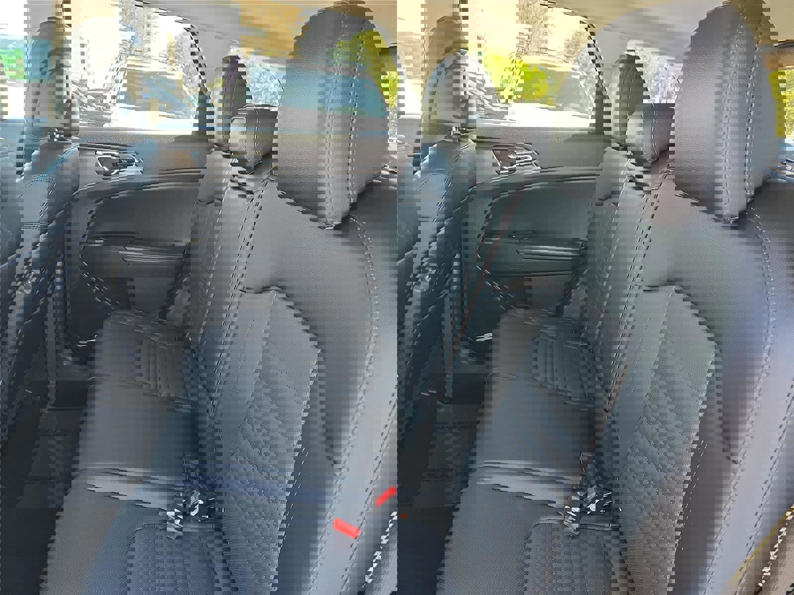 Used 2023 Kia Sportage SX image 13