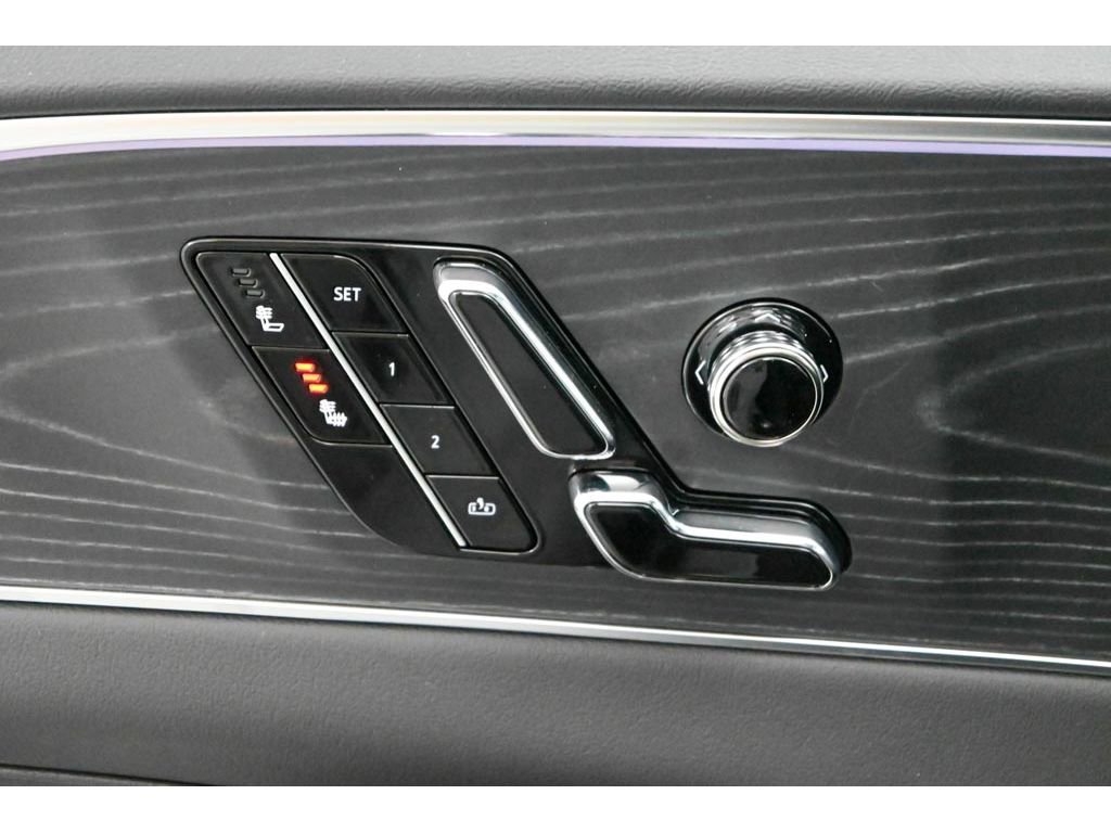 New 2025 Cadillac Lyriq Sport image 15