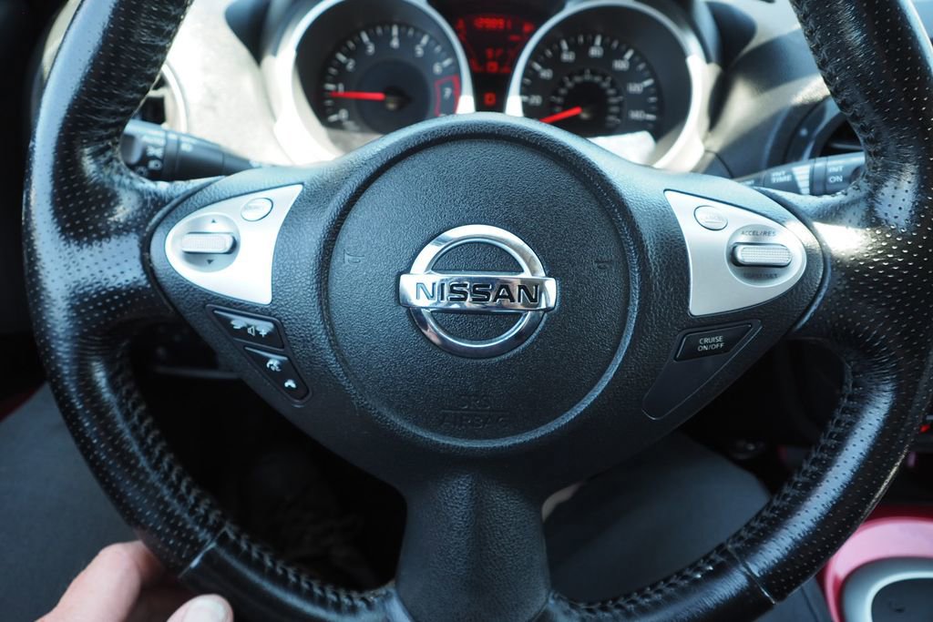 Used 2012 Nissan Juke SL AWD/4WD image 28