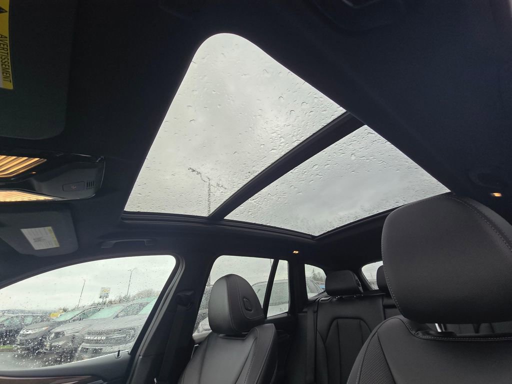 Used 2024 BMW X3 xDrive30i image 17