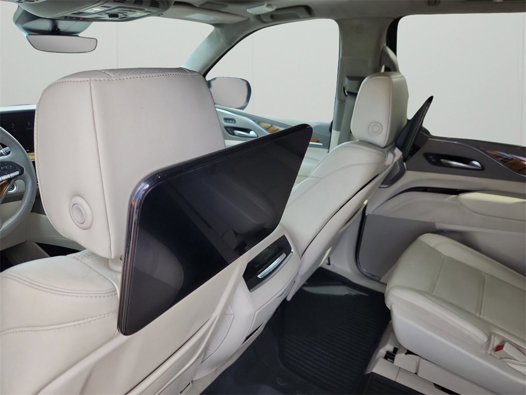 Used 2021 Cadillac Escalade Sport Platinum image 11