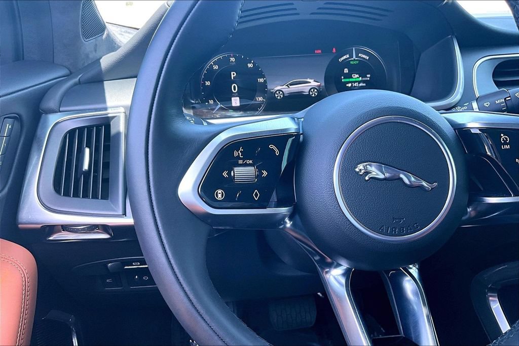 Certified 2024 Jaguar I-PACE R-Dynamic HSE AWD/4WD image 11