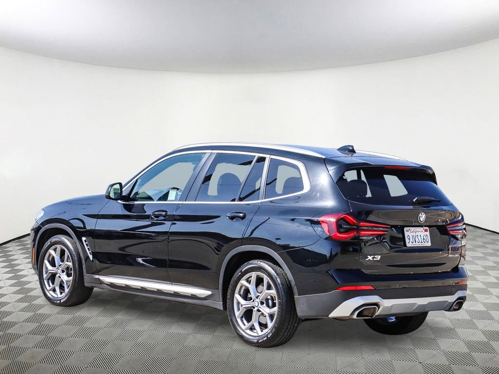 Used 2024 BMW X3 sDrive30i w/ Convenience Package RWD image 8
