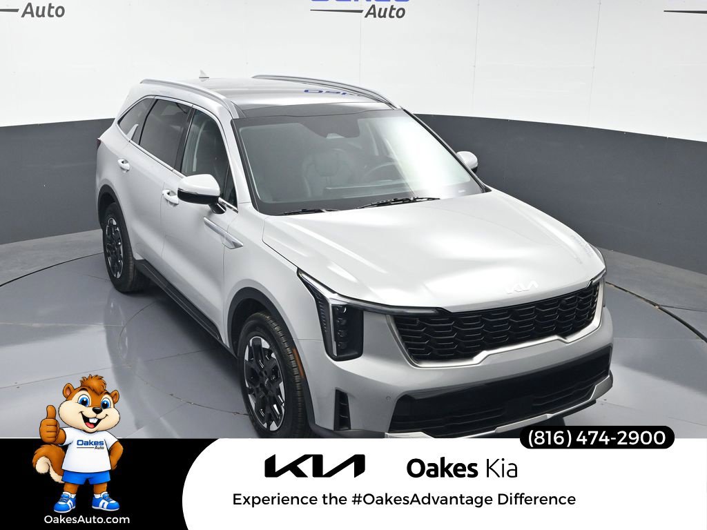 Certified 2026 Kia Sorento S w/ S Panoramic Sunroof Package FWD image 47