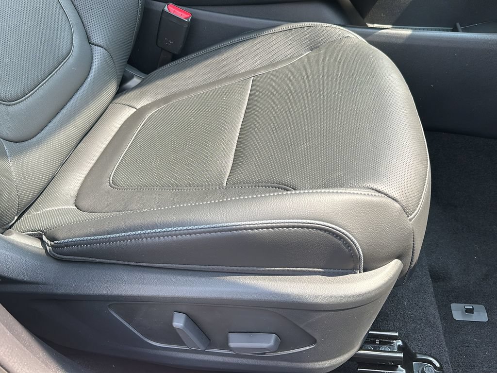 New 2026 Hyundai Tucson Limited AWD/4WD image 16