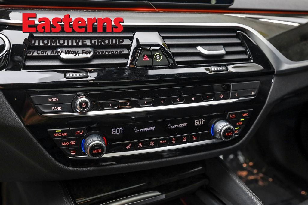 Used 2022 BMW 530i xDrive w/ M Sport Package image 21