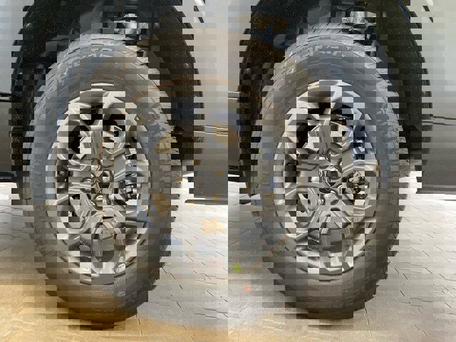 New 2025 Ford Maverick XLT w/ XLT Luxury Package image 31