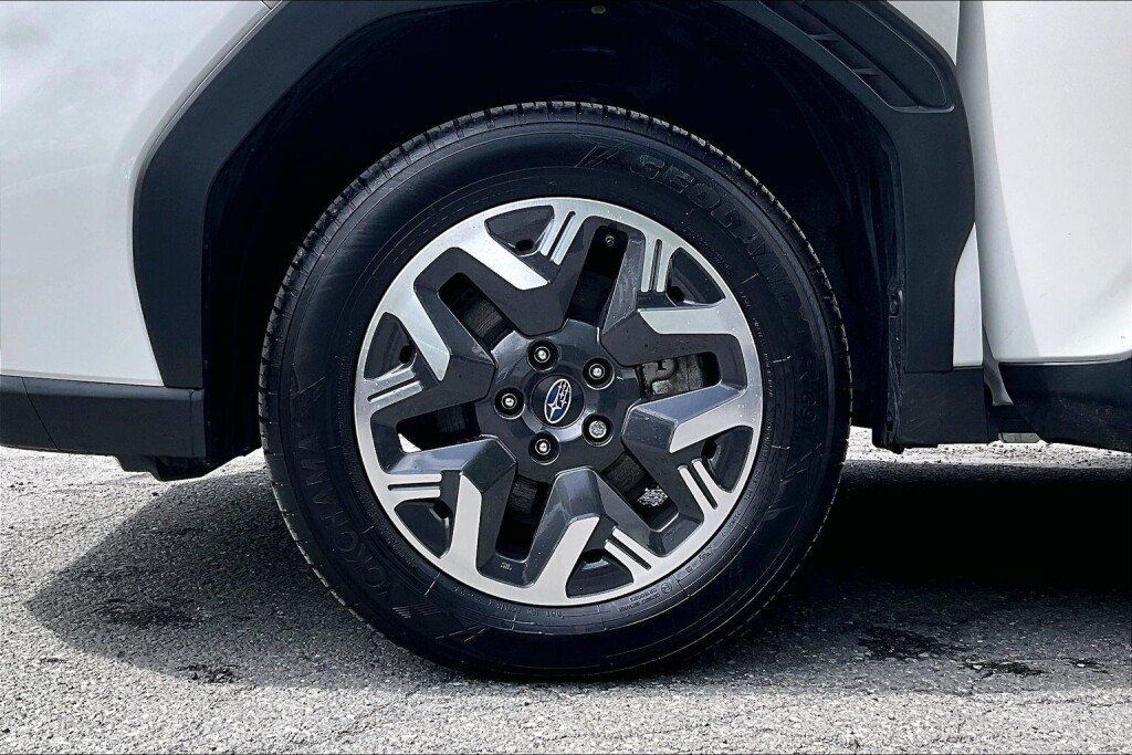 Certified 2026 Subaru Forester Premium AWD/4WD image 17