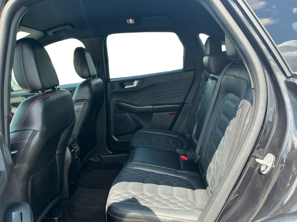 Certified 2023 Ford Escape ST-Line Elite w/ Premium Technology Package AWD/4WD image 21