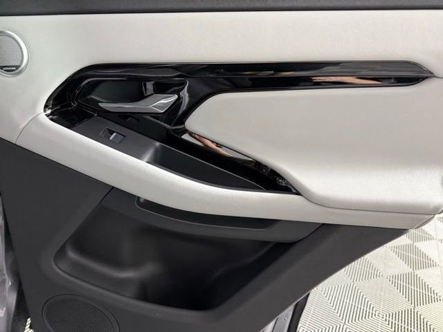 Certified 2026 Land Rover Range Rover Evoque S image 26