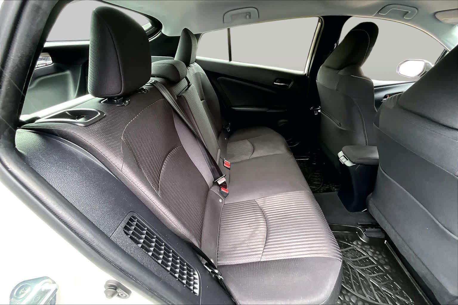 Certified 2020 Toyota Prius Prime LE FWD image 18