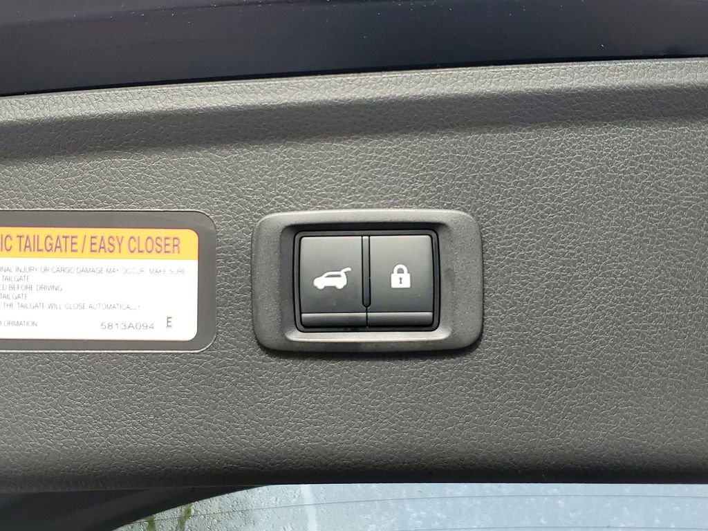 Used 2025 Mitsubishi Eclipse Cross AWD image 8