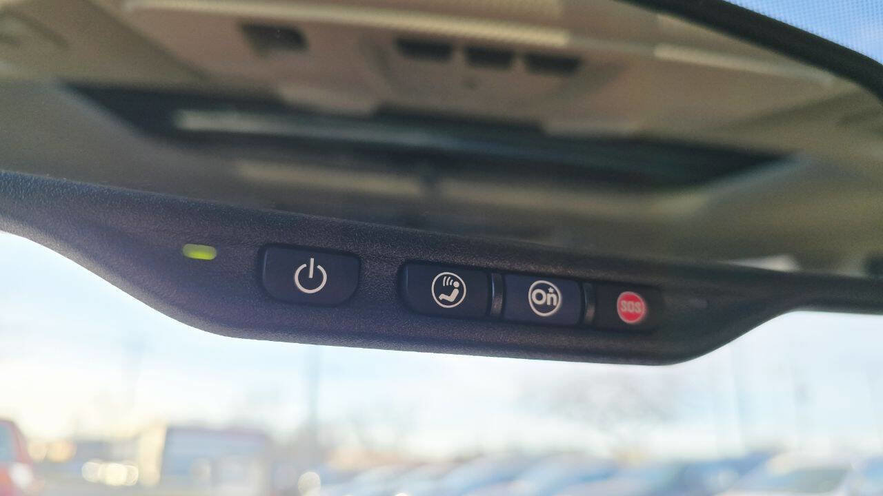 Used 2017 Buick Enclave Premium w/ Experience Buick Package image 30