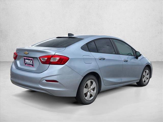 Used 2017 Chevrolet Cruze LS FWD image 5