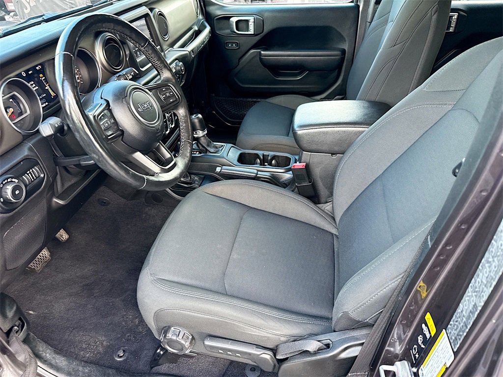 Used 2021 Jeep Wrangler Unlimited Sport image 24