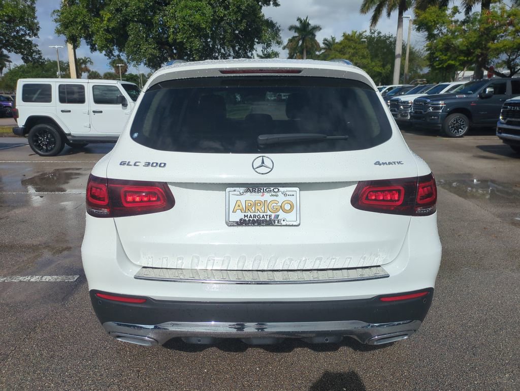 Used 2022 Mercedes-Benz GLC 300 4MATIC image 7