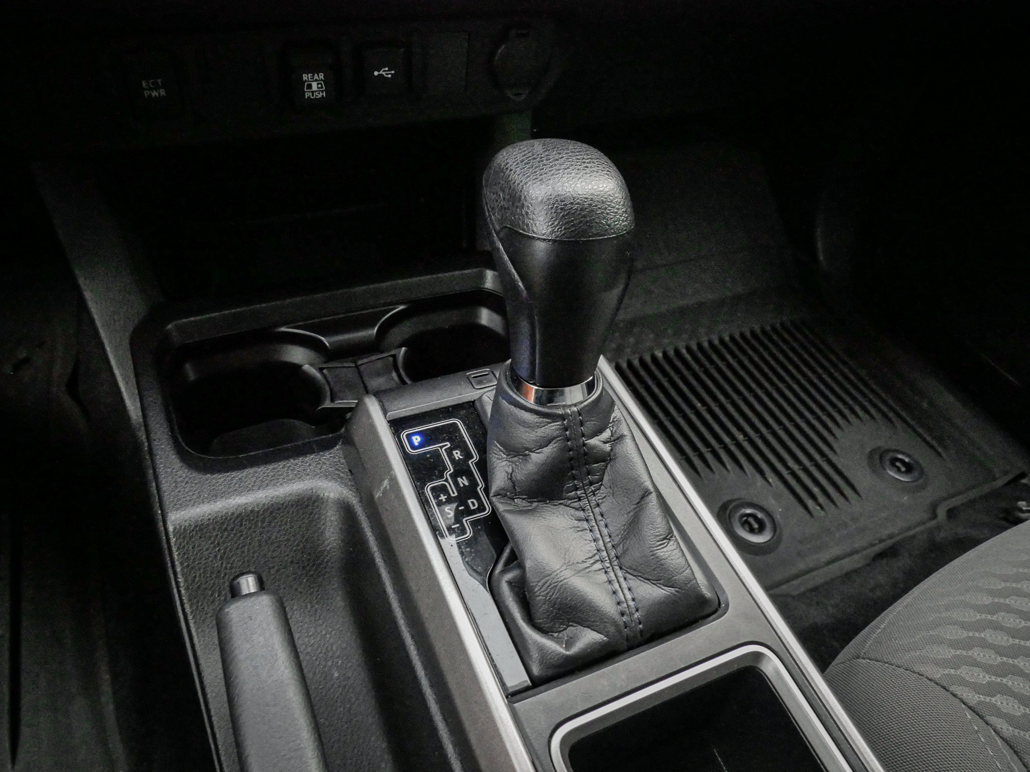 Used 2021 Toyota Tacoma SR5 RWD image 25