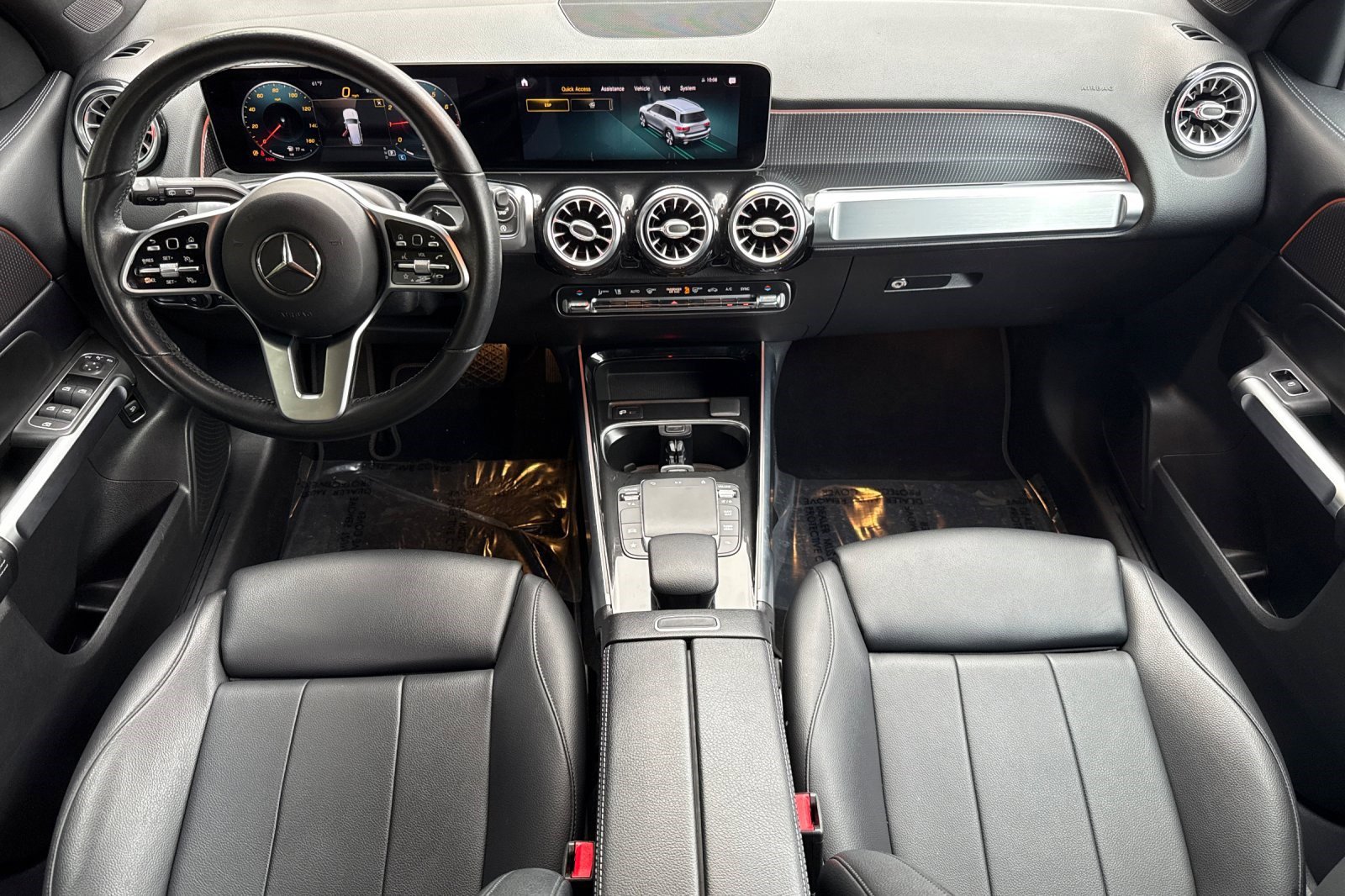 Used 2021 Mercedes-Benz GLB 250 4MATIC image 17