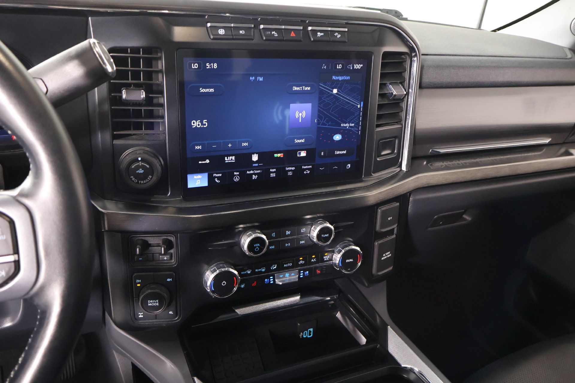 Used 2024 Ford F250 Lariat w/ Lariat Ultimate Package AWD/4WD image 5