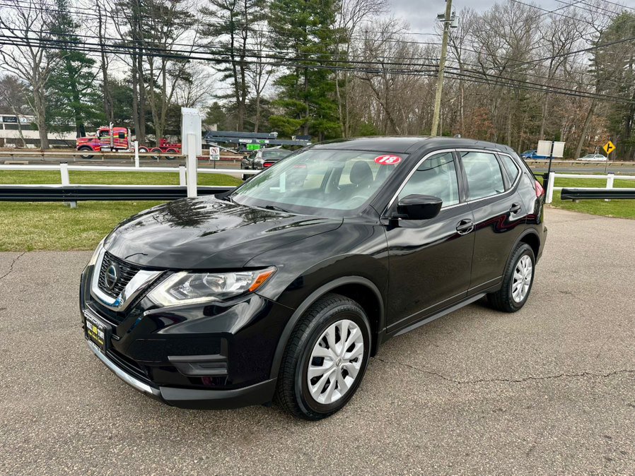 Used 2018 Nissan Rogue S image 1