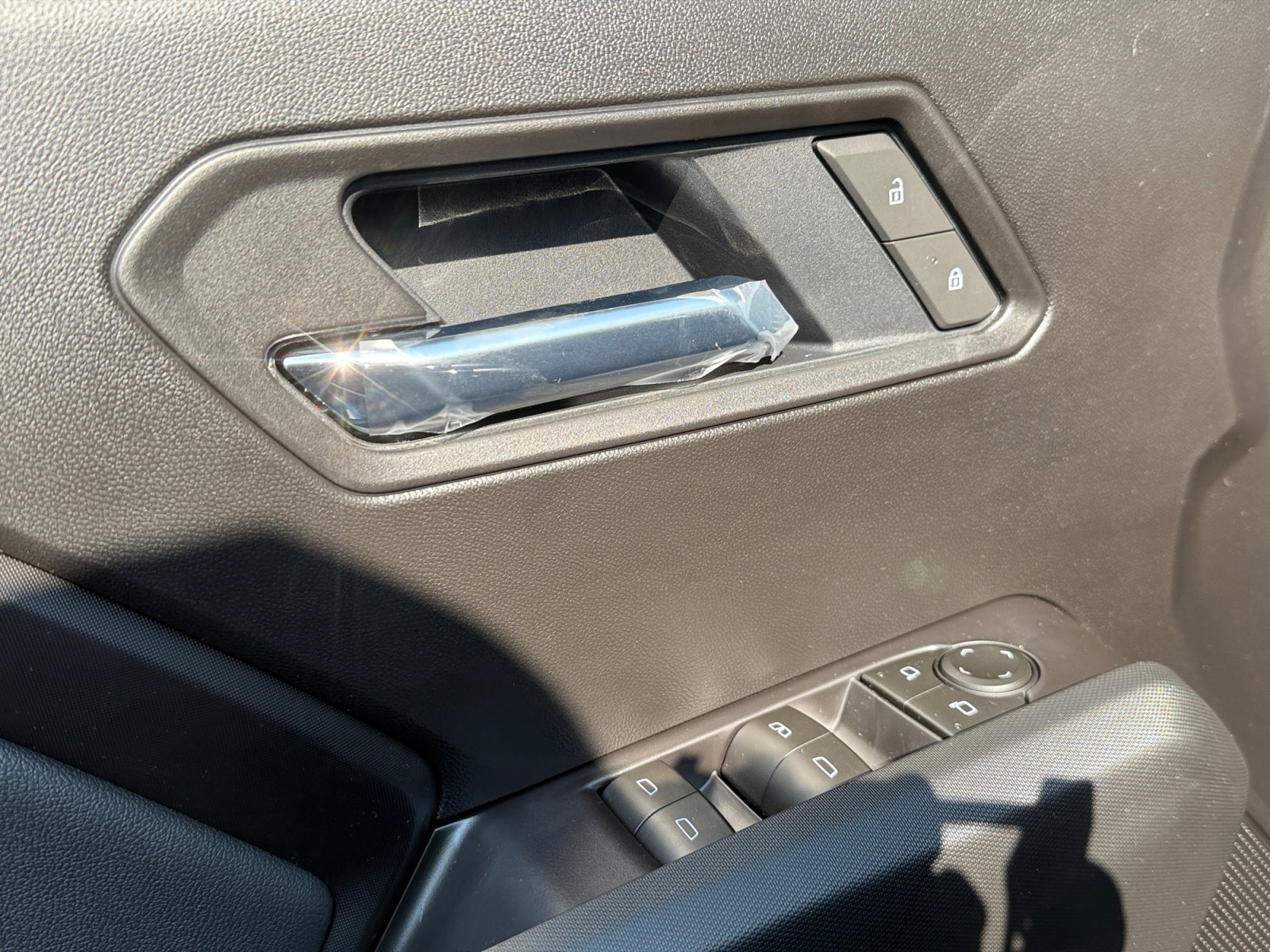 New 2026 GMC Canyon Elevation w/ Convenience Package image 11