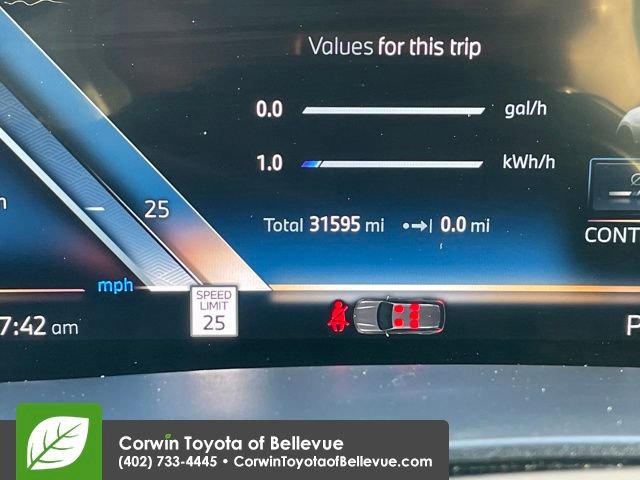 Used 2025 BMW X5 xDrive50e image 10