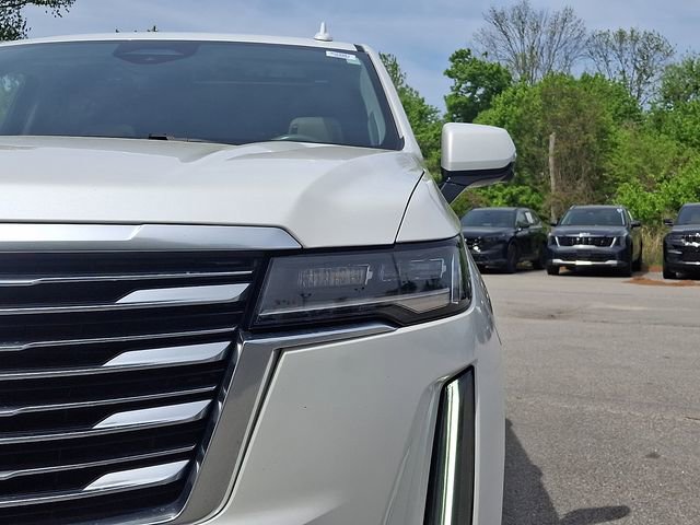 Used 2022 Cadillac Escalade Premium Luxury Platinum image 11