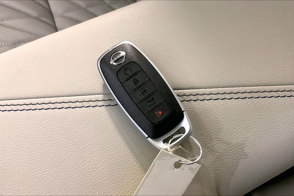 New 2026 Nissan Sentra SL w/ Floor Mat Package FWD image 34