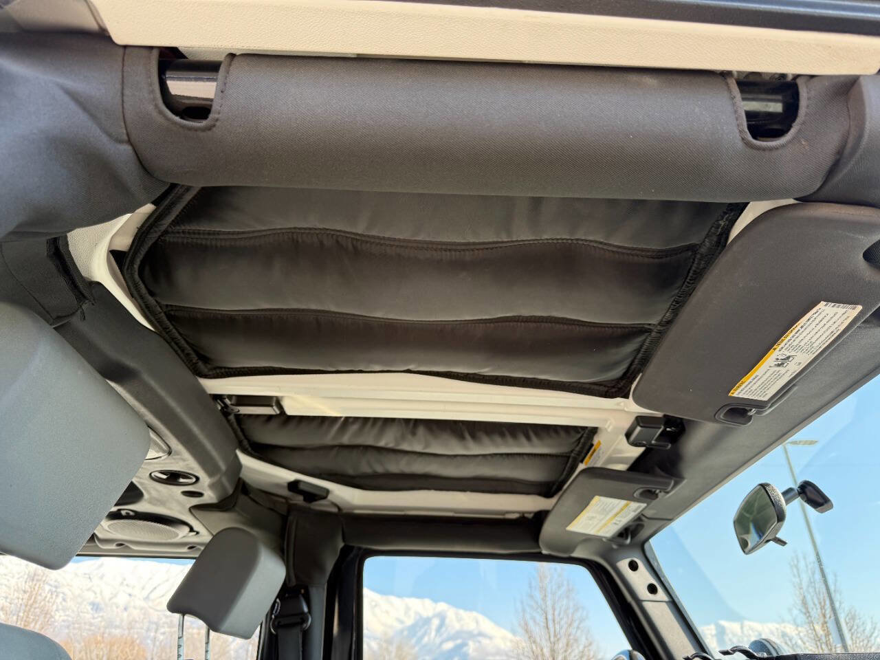 Used 2010 Jeep Wrangler Rubicon w/ PWR Convenience Group image 28