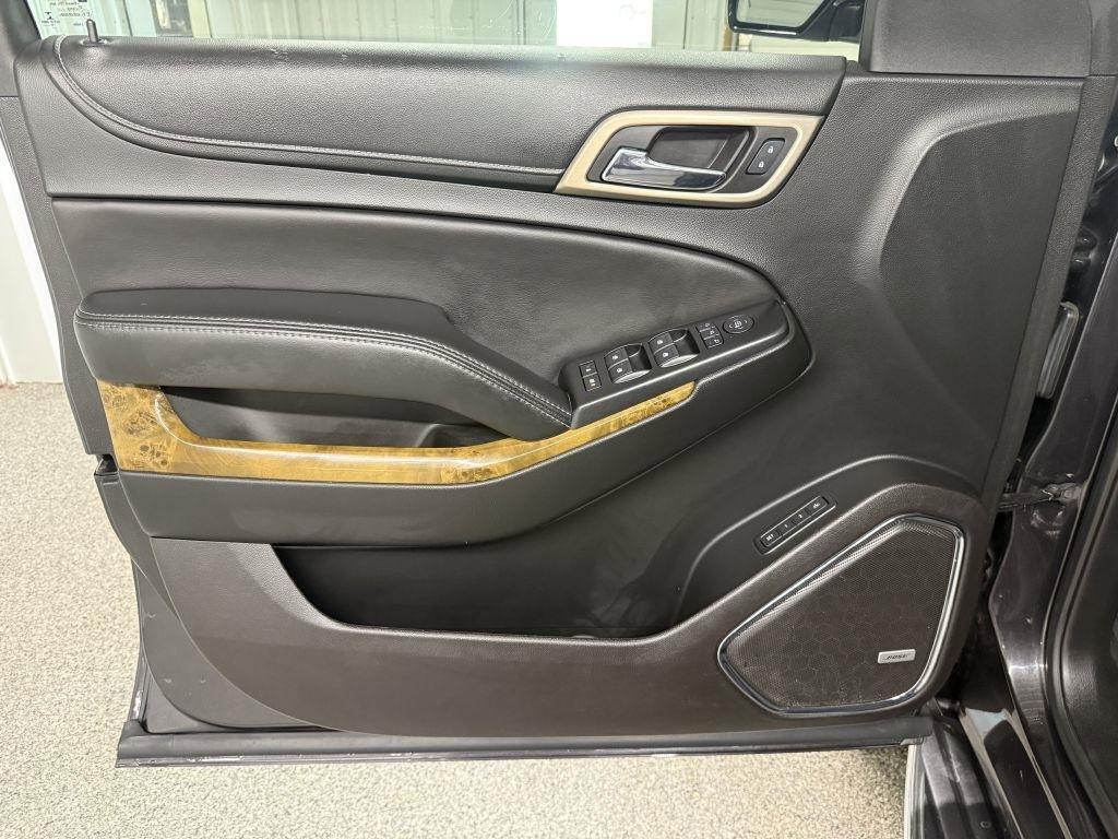 Used 2017 GMC Yukon XL Denali w/ Open Road Package image 29