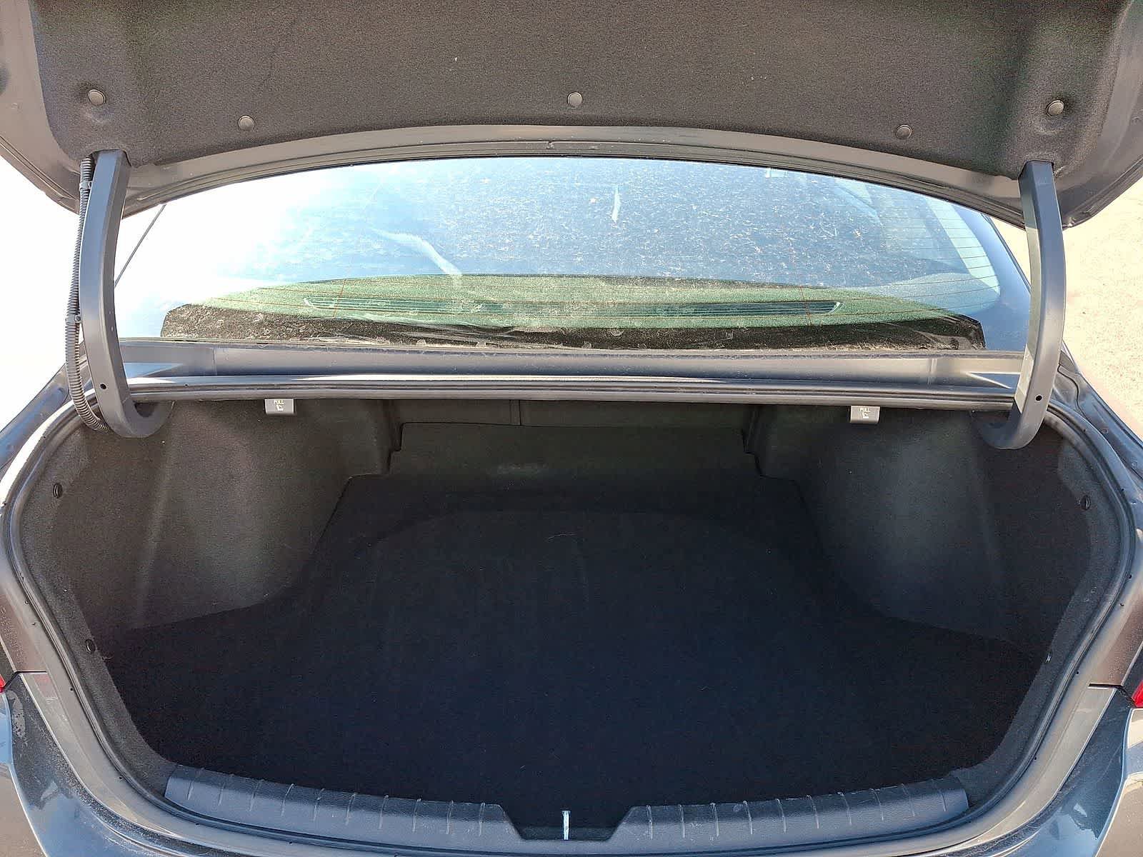 Used 2023 Kia K5 LXS image 29